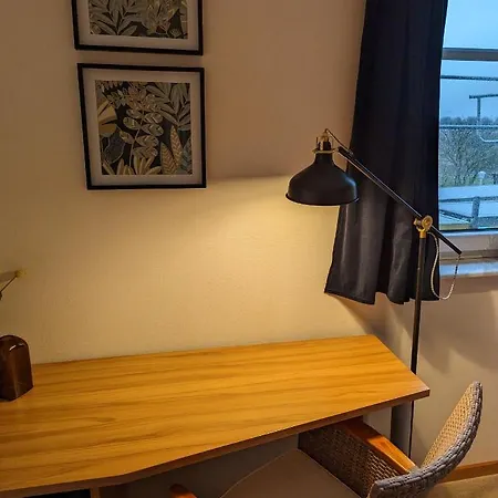 Paga Hotel & Restaurant 酒店