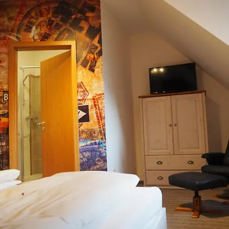 Paga Hotel & Restaurant Ehrenburg